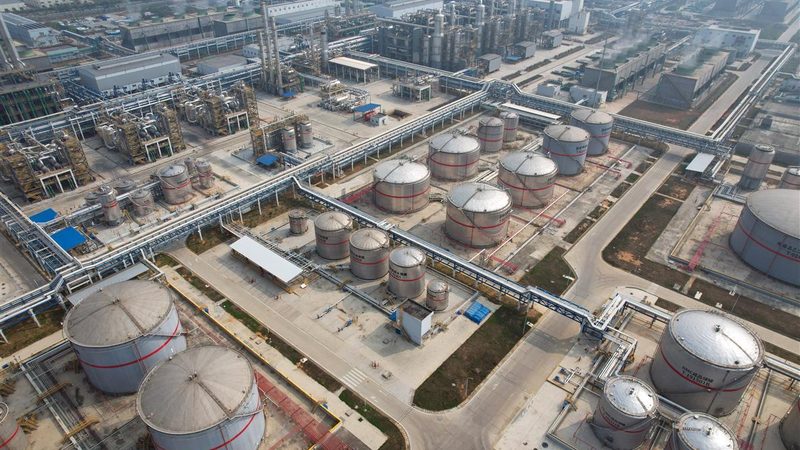 山东化工原料批发价格波动背后的原因解析**